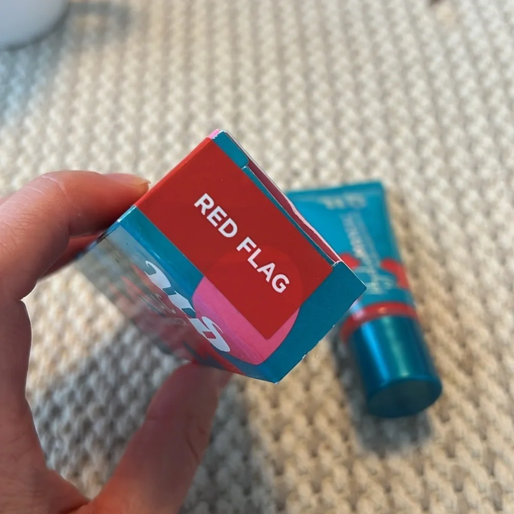 Urban Decay HydroManiac blush glow hydrator